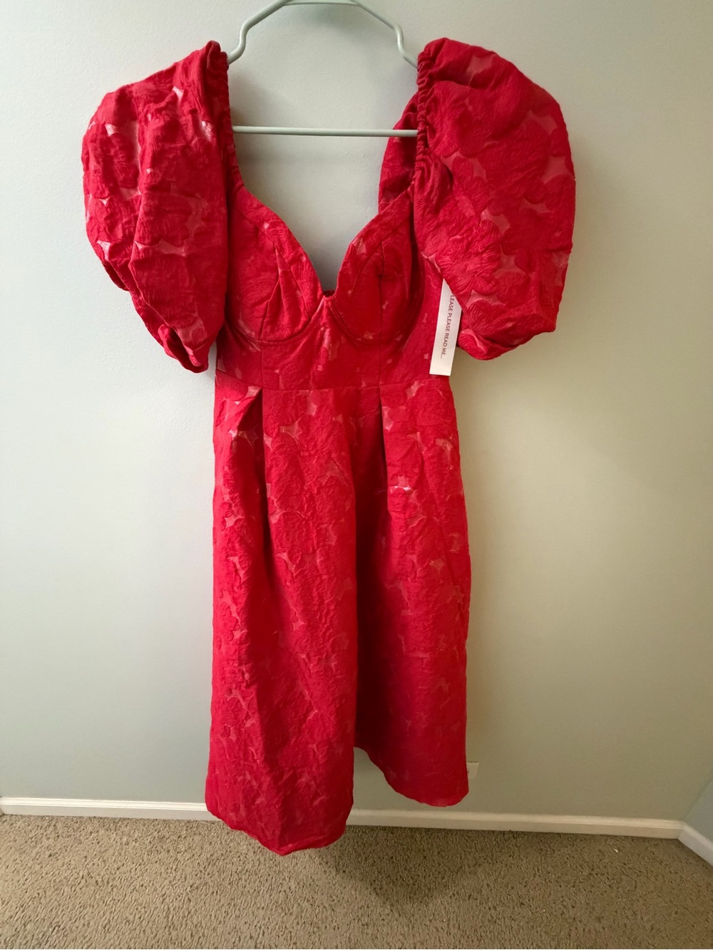 Red Puff-Sleeve Formal Dress with Sculpted Bodice